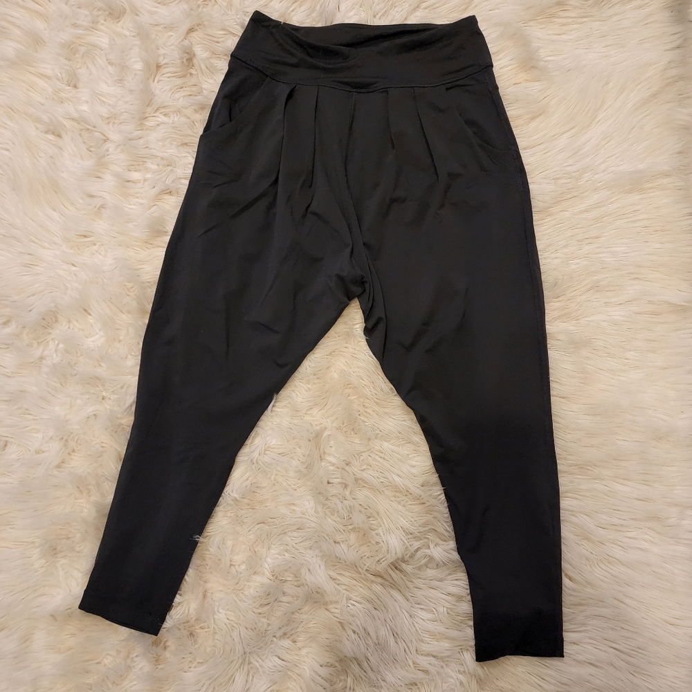 Lululemon Black Harem Joggers Size 6 Womens